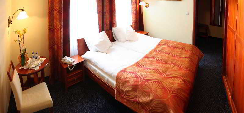 Hubertus Hotel 3*